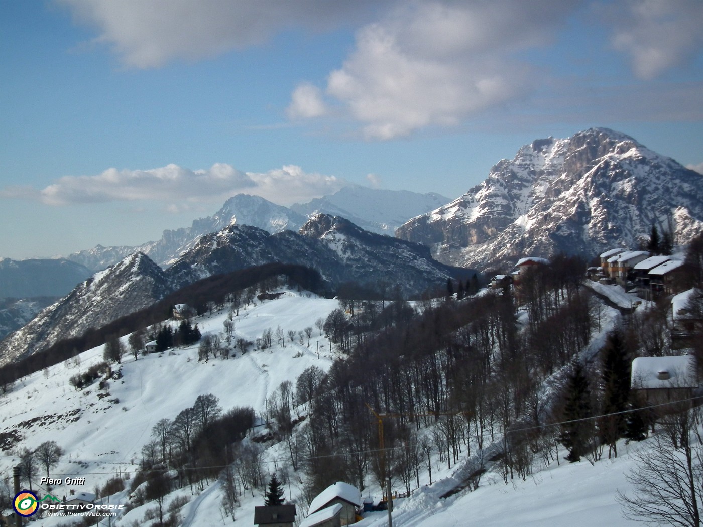 54 Riguardando verso il Monte Ocone, salito la mattina.JPG